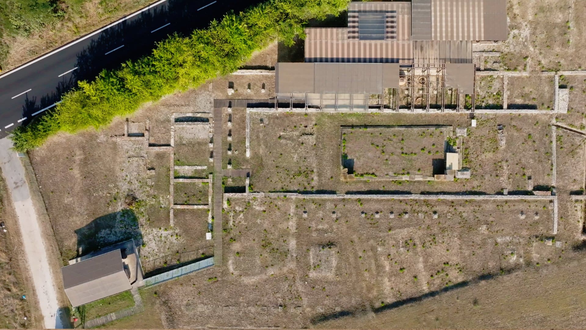 Veduta aerea dell'area archeologica di Potentia